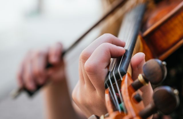 Yoga with violin concert