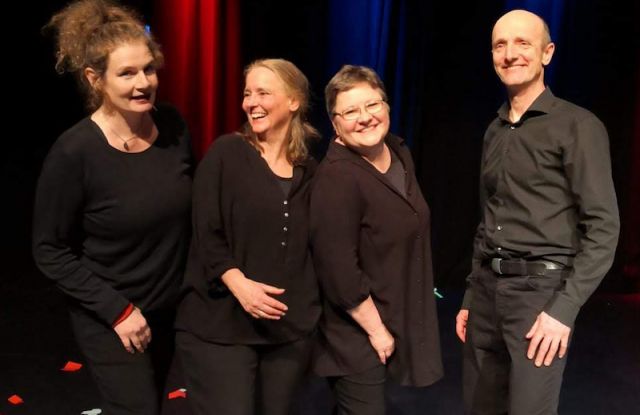 Die Mauerbrecher - Impro-Weihnachts-Show Featuring Theater L.U.S.T.